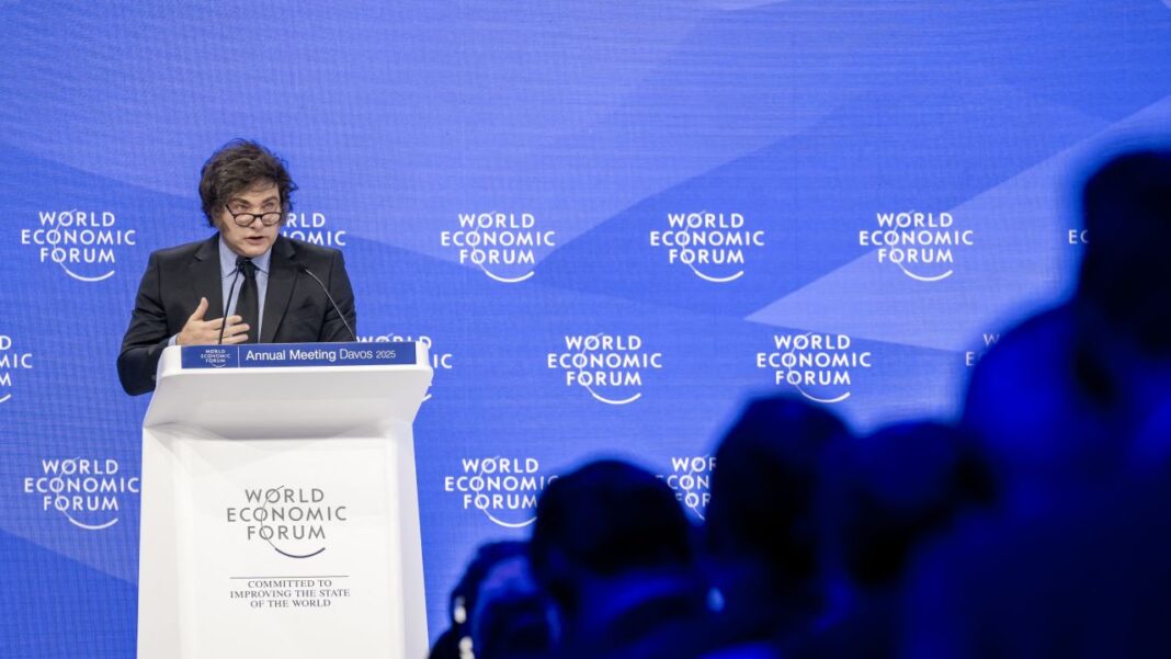 Tras su discurso contra la comunidad LGTBQI+, el feminismo y el calentamiento global en Davos, el presidente Javier Milei fue denunciado penalmente.