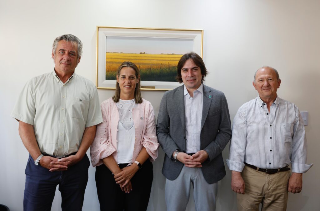 La Mesa de Enlace manifestó su conformidad con  la baja temporal de las retenciones pero exigió que sea un "cambio estructural". 