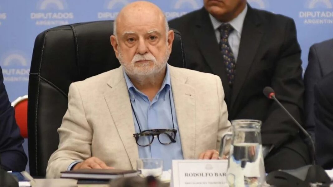 Cuestionado por 