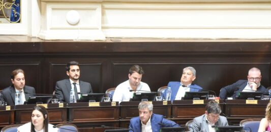 El proyecto presentado por el diputado Guillermo Castello establece la derogación de la ley de Paridad de Género.