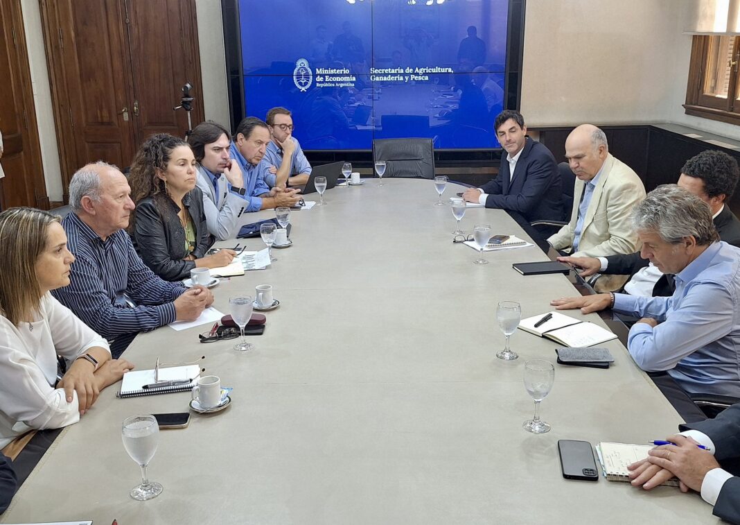 La Mesa de Enlace fue recibida por el Gobierno y donde manifestó las preocupaciones del sector, tras la baja temporal de las retenciones.