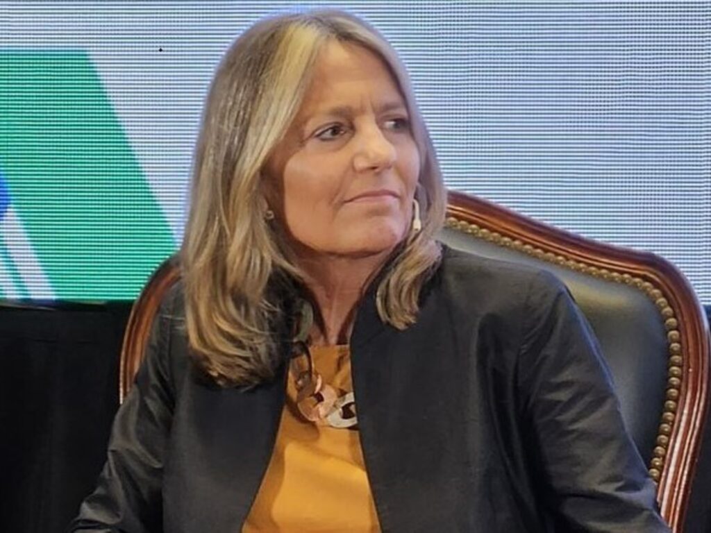 El Gobierno de Javier Milei oficializará el sistema automático de actualización mensual para las tarifas de luz y de gas natural.