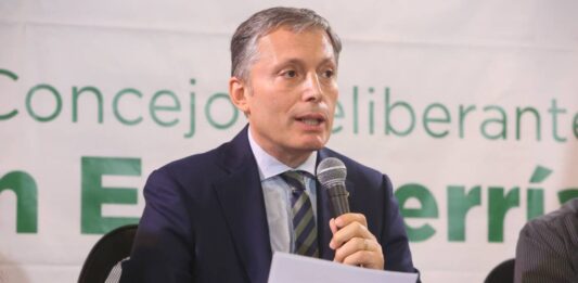 El ex titular del PJ bonaerense, Fernando Gray, aseguró que el espacio a nivel nacional perdió el eje de focalizar los intereses en pos de defender la mejora en la sociedad.