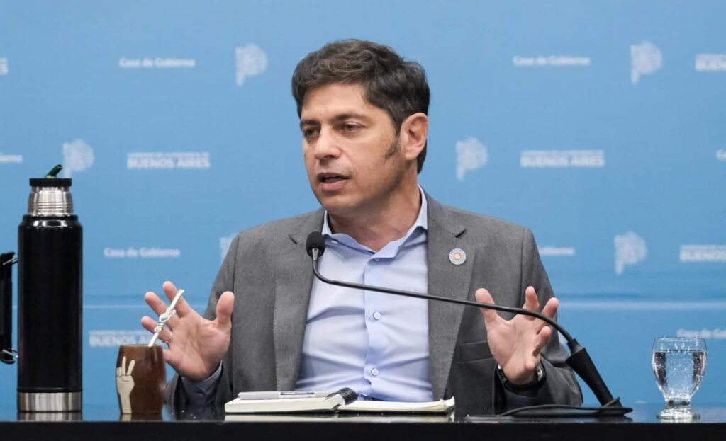 Al gobernador Axel Kicillof se le aparece una nueva preocupación: ¿Qué pasa si pierde varias de las 29 bancas celestes de la Legislatura bonaerense?