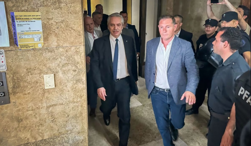 Causa Seguros: antes de la designación del nuevo juez, la defensa de Fernández intentó apartar a Ercolini con un pedido de recusación y argumentaron que existía “animosidad en su contra”.