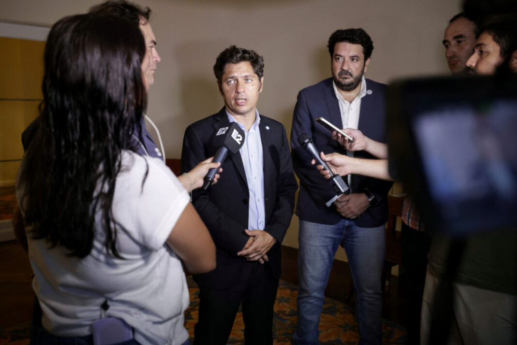 El gobernador Axel Kicillof se reunió con la familia de Matías Paredes, el joven asesinado a manos de la policía bonaerense.