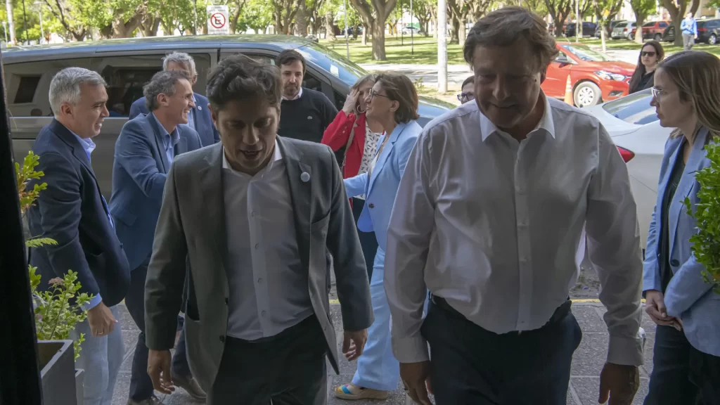 El gobernador de Río Negro, Alberto Weretilneck, agradeció el apoyo de Kicillof y destacó la coordinación con la Provincia de Buenos Aires.