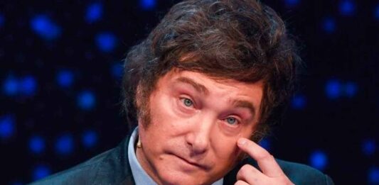 Diputados de Unión por la Patria (UxP) denunciaron penalmente al presidente Javier Milei por el acuerdo con el FMI vía DNU. Enterate de todos los detalles.