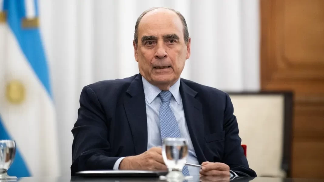 Francos defendió a Karina Milei del escándalo $Libra y criticó a Caputo por interrumpir la entrevista de Viale al Presidente.