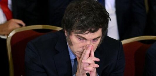 Una reciente encuesta de Giacobbe & Asociados S.A reveló que más del 40% de los consultados cree que el presidente es responsable en el escándalo cripto.