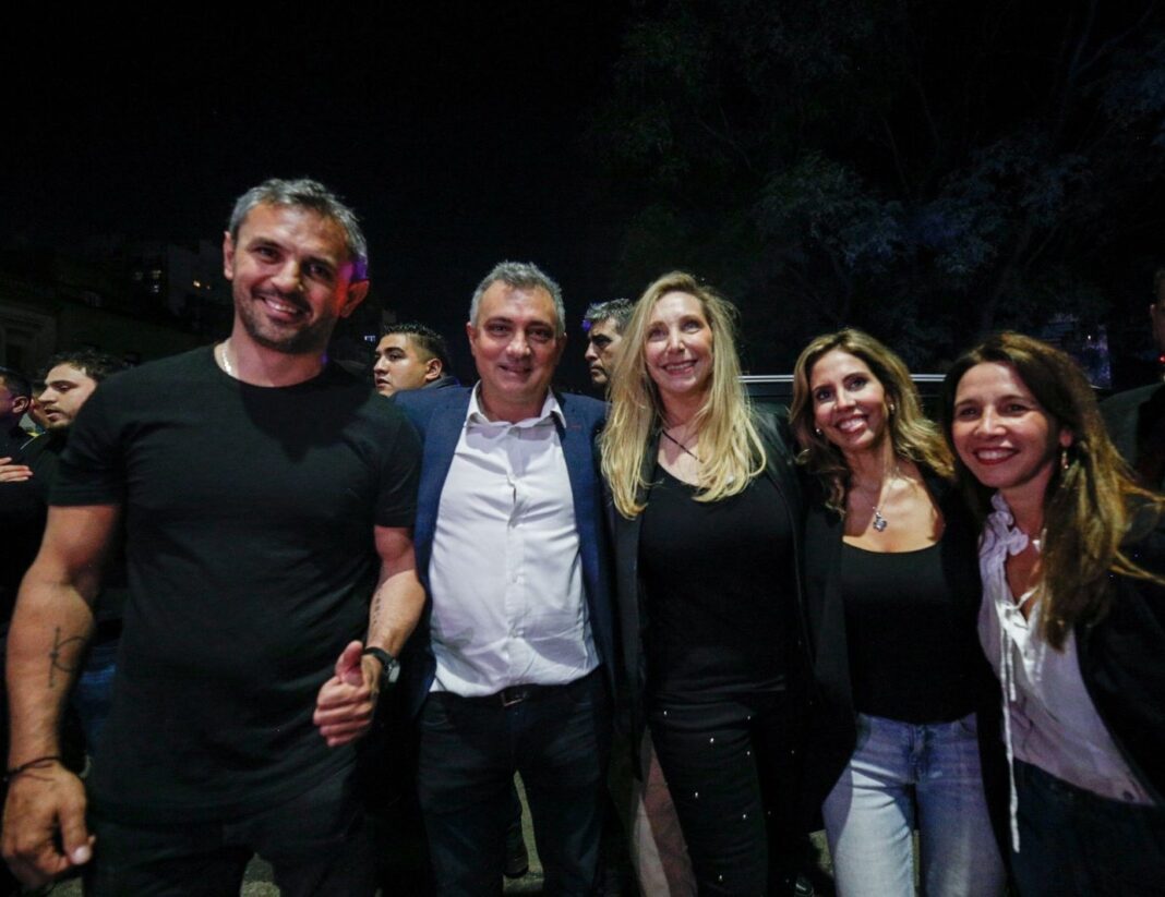 El titular de LLA en territorio bonaerense, Sebastián Pareja, respaldó a Karina Milei y afirmó que no lograrán 