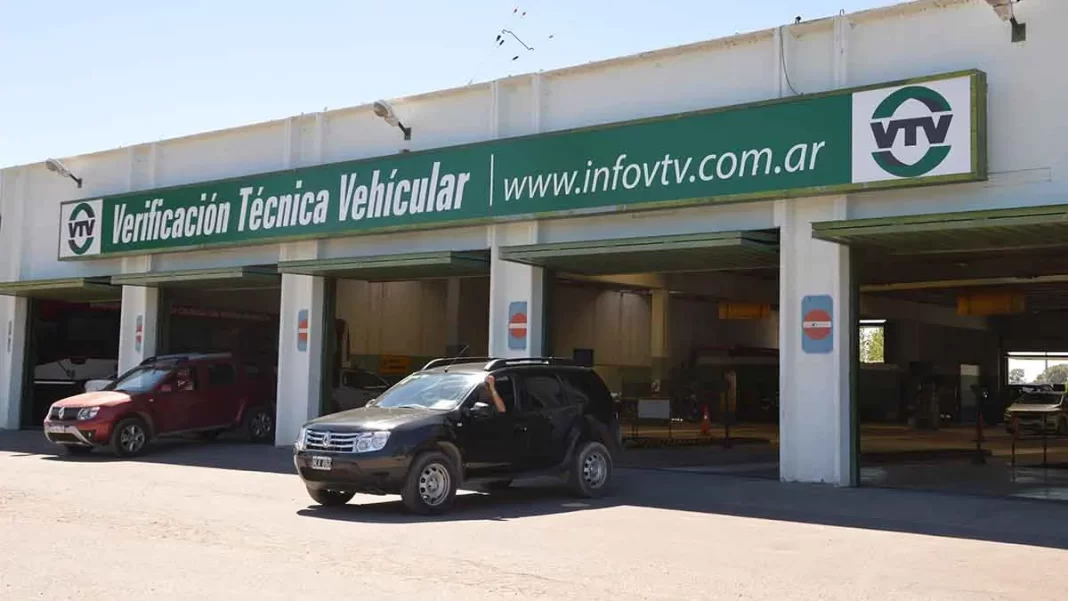 Un diputado bonaerense del radicalismo busca que Kicillof se pliegue a los cambios en la VTV que anunció el Gobierno de Milei.