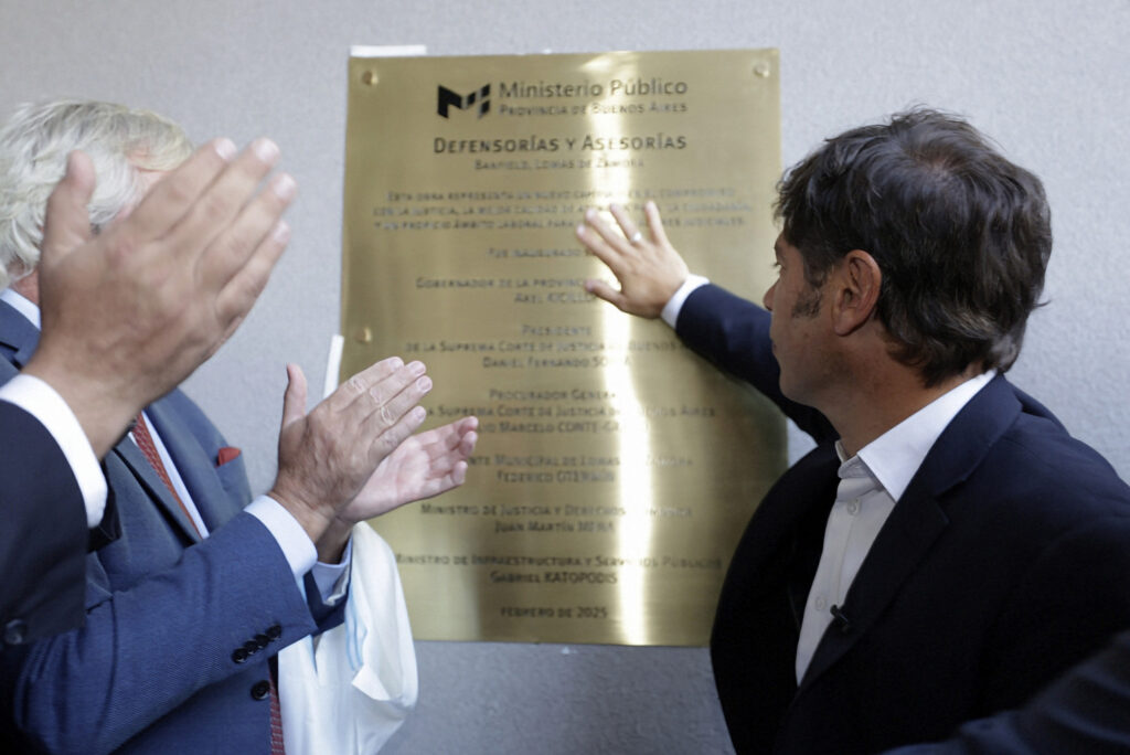 El gobernador bonaerense, Axel Kicillof, junto a Otermin y Vilar inauguró obras y suscribió convenios en el municipio de Lomas de Zamora.