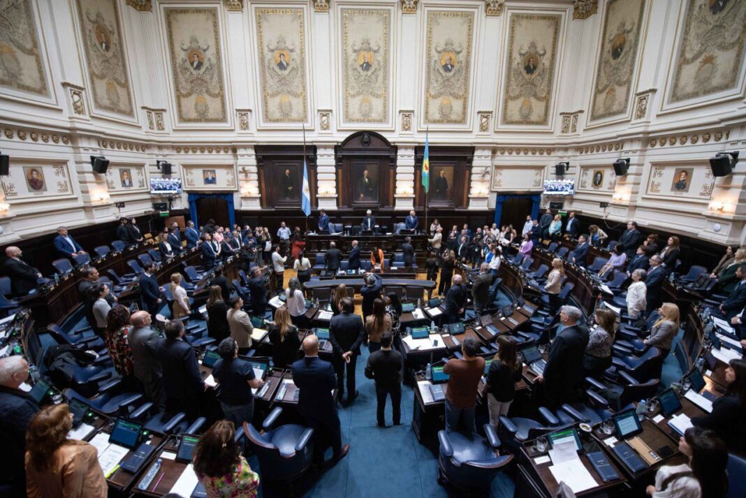 En estas elecciones 2025, la Legislatura bonaerense renovará la mitad de sus bancas. Cuál es la situación de cada bloque y qué se juega cada uno.