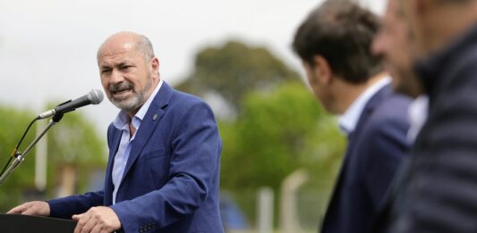 Secco respaldó a Kicillof tras el lanzamiento de su espacio político y defendió su derecho a construirlo como conducción del peronismo bonaerense.