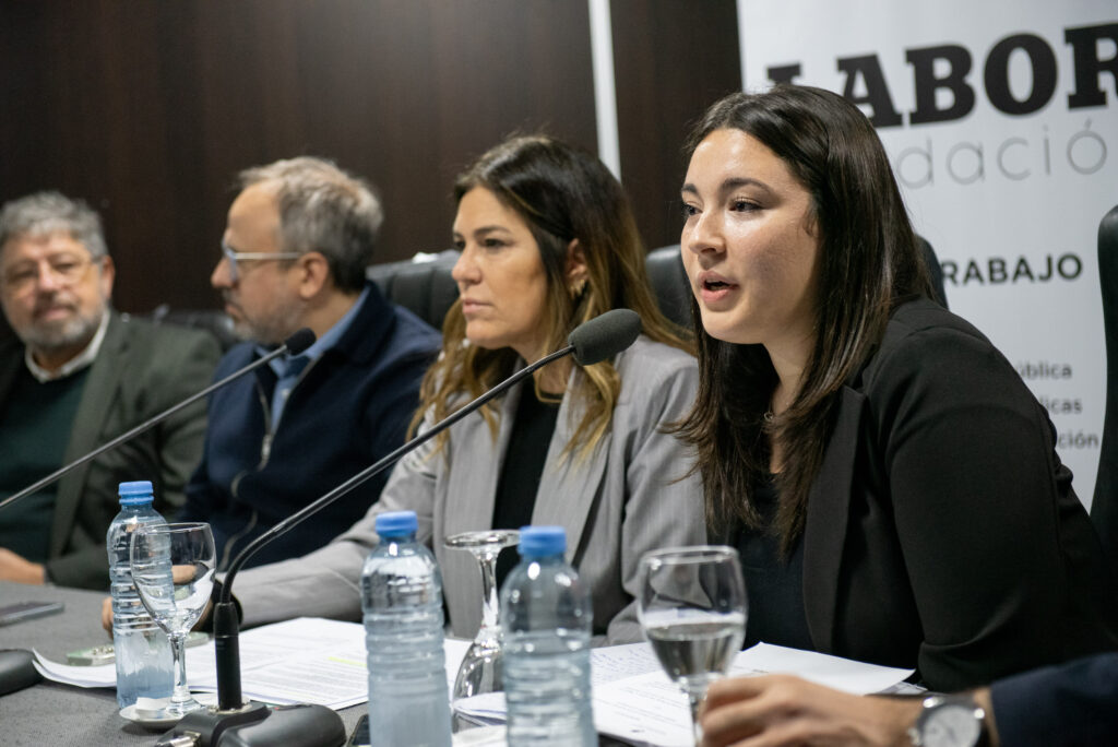 Castello y Colugnatti propusieron eliminar la obligatoriedad de pagar sueldos públicos a través del Banco Provincia.