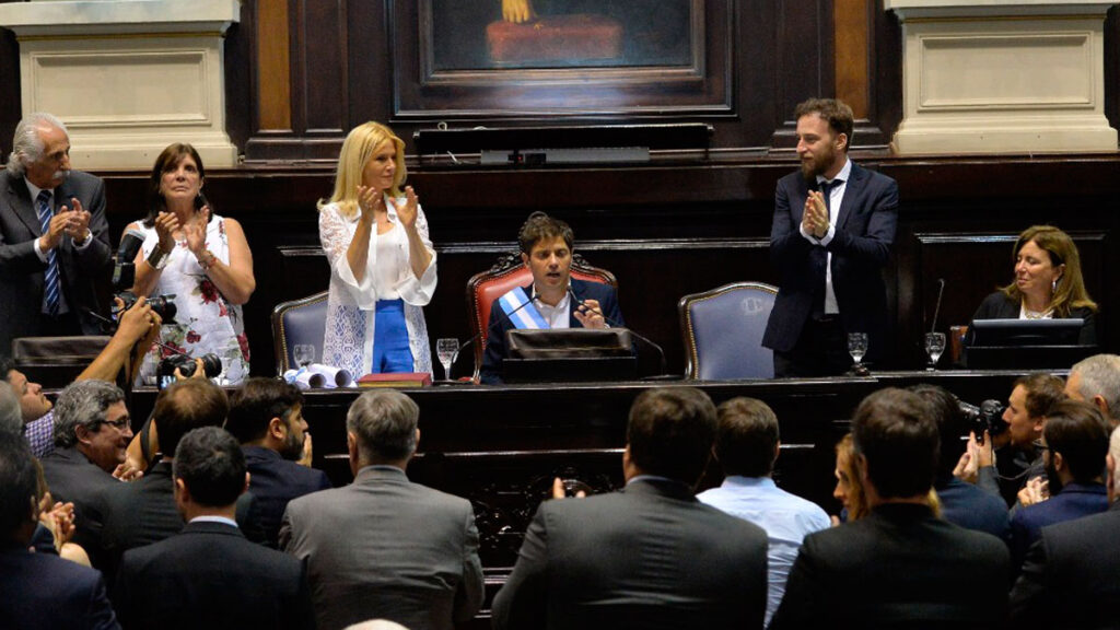 En la previa de la apertura de sesiones, Kicillof presentó a su tropa de la Legislatura bonaerense. 