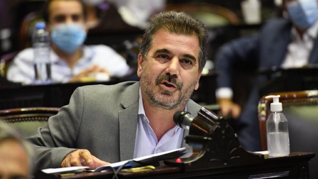 El exministro de Seguridad de Vidal, Cristian Ritondo, cruzó a Axel Kicillof por su discurso ante la Asamblea Legislativa: “Con seguridad, mentís”.