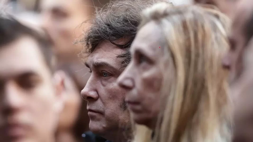 La titular del partido de La Libertad Avanza, Karina Milei, le marcó la cancha a la tropa twittera, luego de los reproches cruzados por el cierre de listas. “La lealtad no es una opción”, afirmó.