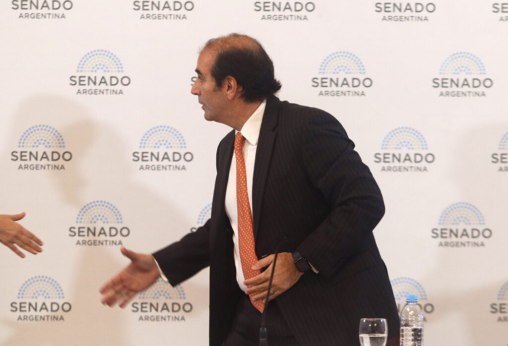 Senadores de la oposición buscarán llevar al recinto el rechazo a la designación por decreto de Garcia-Mansilla y de Lijo a la Corte Suprema.