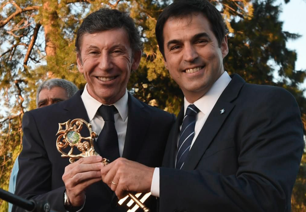 El exintendente de San Isidro, Gustavo Posse, por primera vez no descartó volver a la esfera política municipal para disputarle el poder al alcalde Ramón Lanús.