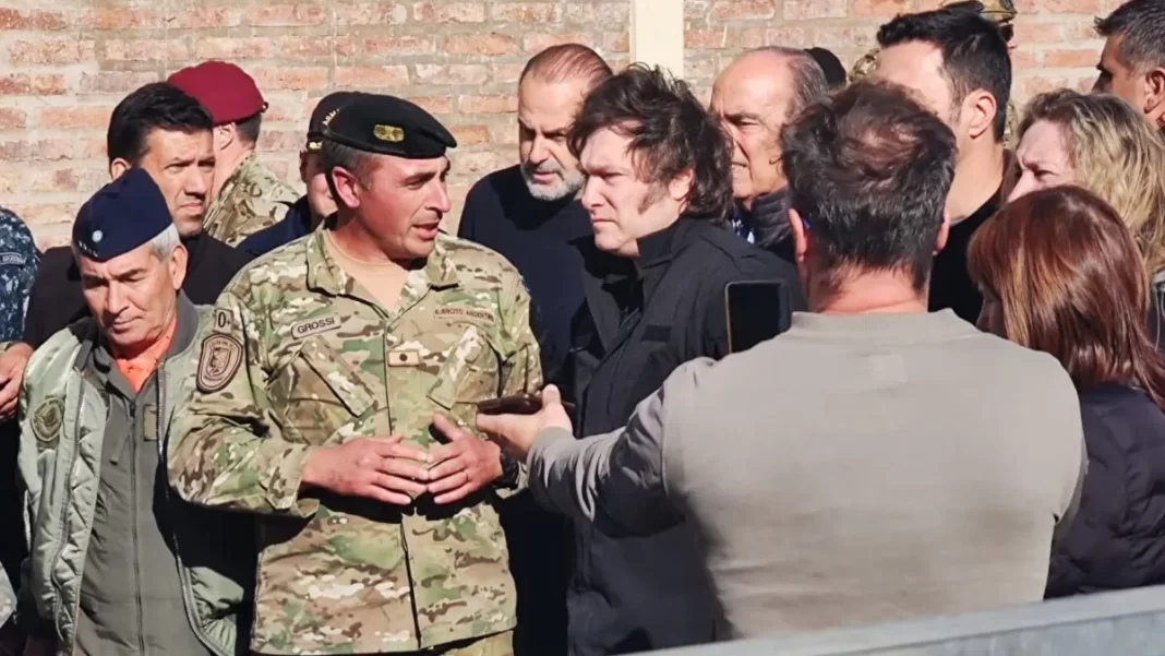 Con críticas a Kicillof, el presidente Javier Milei anunció la creación de un fondo especial de $200.000 millones para los damnificados de Bahía Blanca.