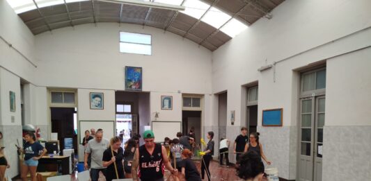 Con 48 más de prórroga para la vuelta a clases, los colegios de Bahía Blanca advierten sobre los daños de la inundación en los edificios.