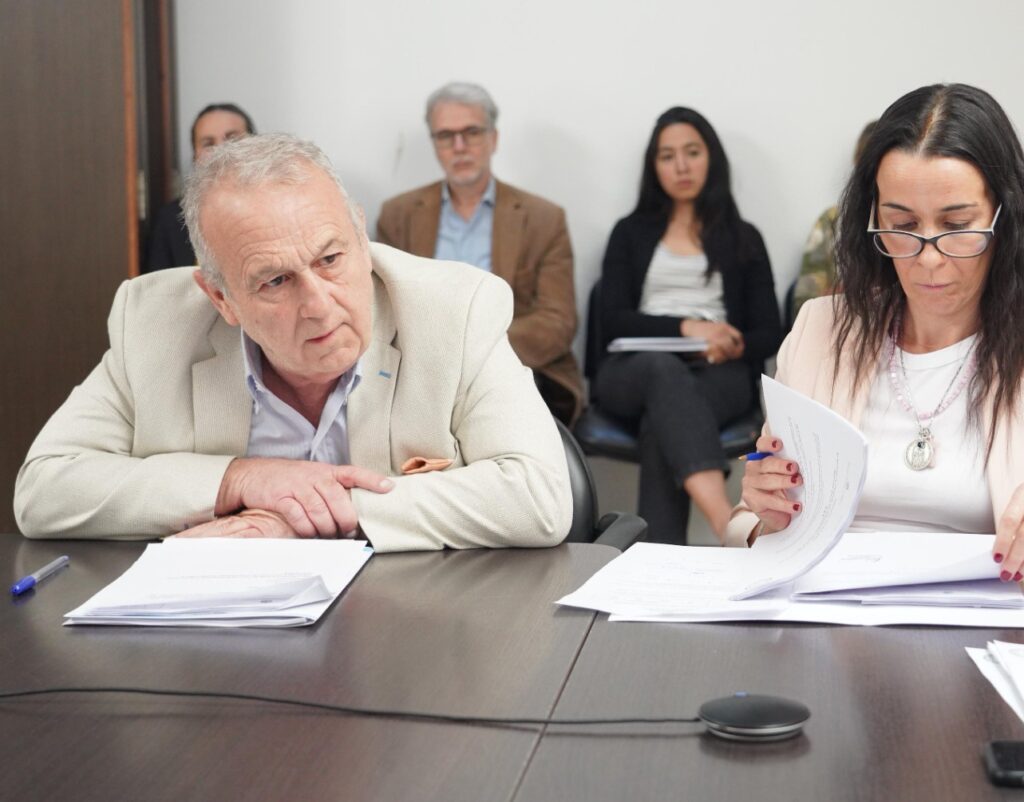 El diputado Gustavo Cuervo le dio los votos necesarios al peronismo para despachar el proyecto de Kicillof para suspender las PASO.
