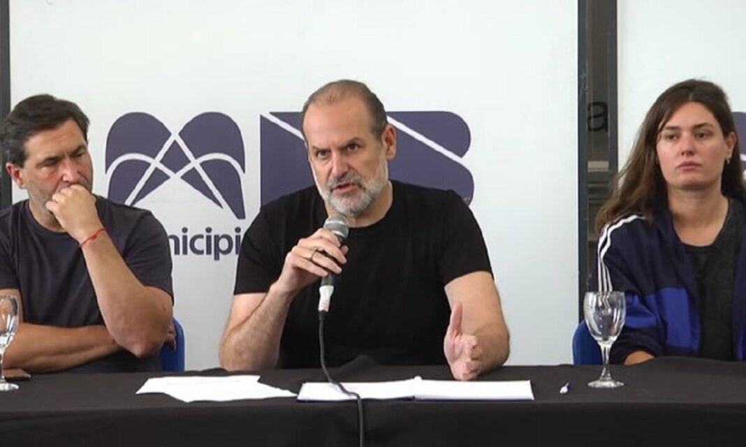 El intendente de Bahía Blanca, Federico Susbielles, prepara una batería de medidas de alivio fiscal para los afectados por el temporal.