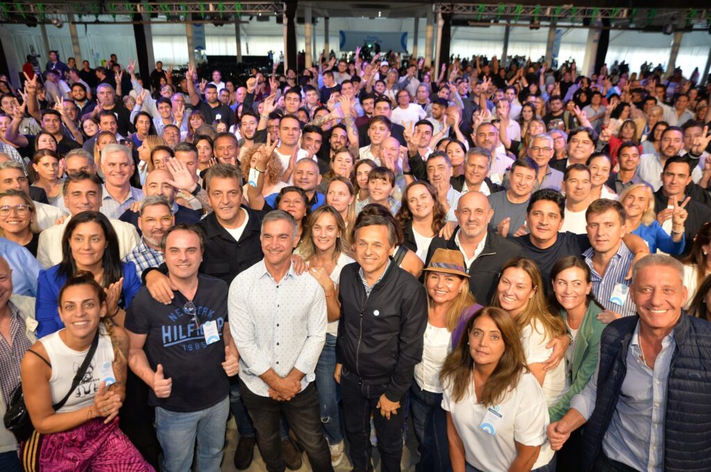 El Frente Renovador llevó a cabo su Congreso, donde reafirmó su compromiso con la unidad del frente popular y delineó su estrategia electoral.