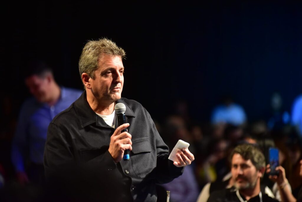 El Frente Renovador llevó a cabo su Congreso, donde reafirmó su compromiso con la unidad del frente popular y delineó su estrategia electoral.