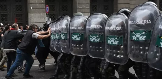 Ante una masiva marcha de jubilados para el próximo miércoles, la ministra de Seguridad, Patricia Bullrich refuerza el operativo policial.