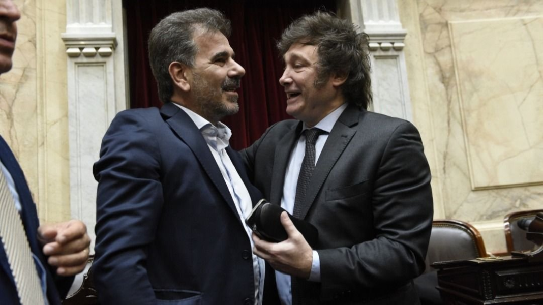 Ritondo cargó contra el kirchnerismo y respaldó una eventual alianza entre el PRO y LLA.