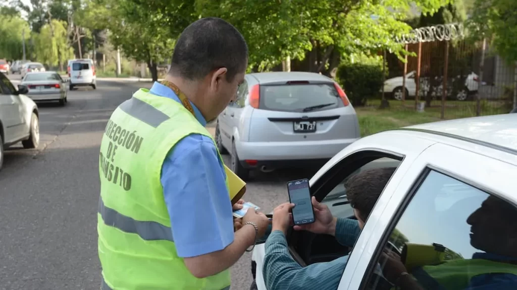 Ley de Transito: una de las principales novedades es la implementación de la licencia de conducir digital, que tendrá validez en todo el país.