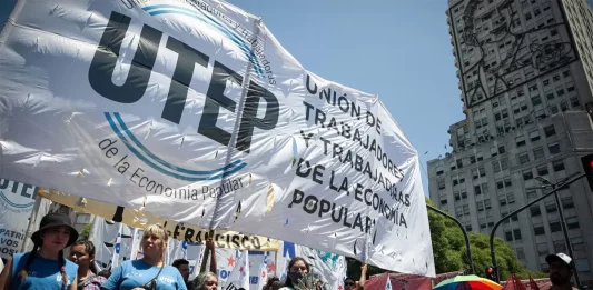 Los movimientos sociales de la UTEP lanzaron un plan de lucha contra el gobierno de Javier Milei, con marchas y un paro general junto a la CGT.