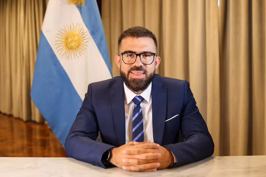 El titular de la Comisión Nacional de Defensa de la Competencia, Alexis Pirchio, renunció a su cargo en medio de la investigación Telecom-Telefónica.