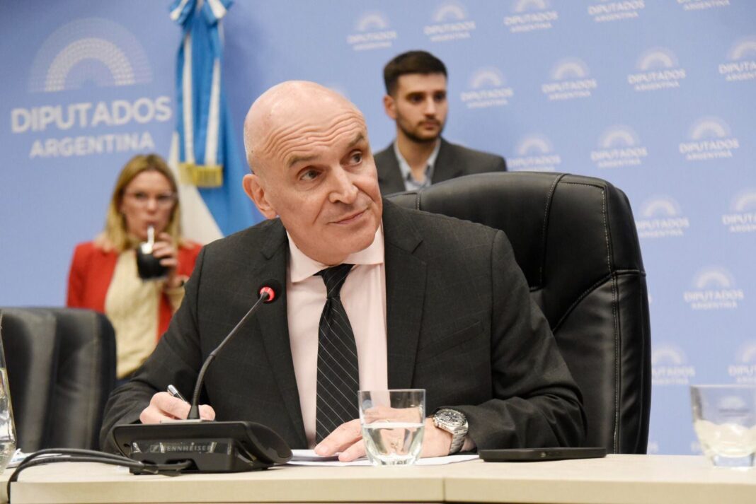 El diputado de La Libertad Avanza, José Luis Espert, advirtió sobre una ofensiva opositora y defendió la postura del Gobierno.