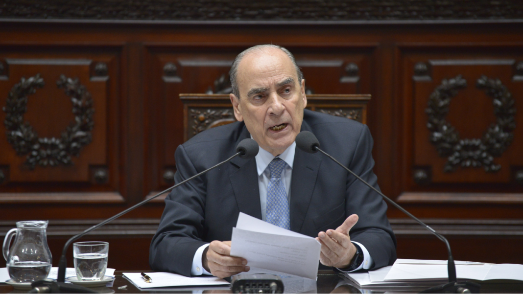 El Gobierno ratificó que no retirará los pliegos de los jueces García Mansilla y Lijo, a pesar de la polémica en el Senado.