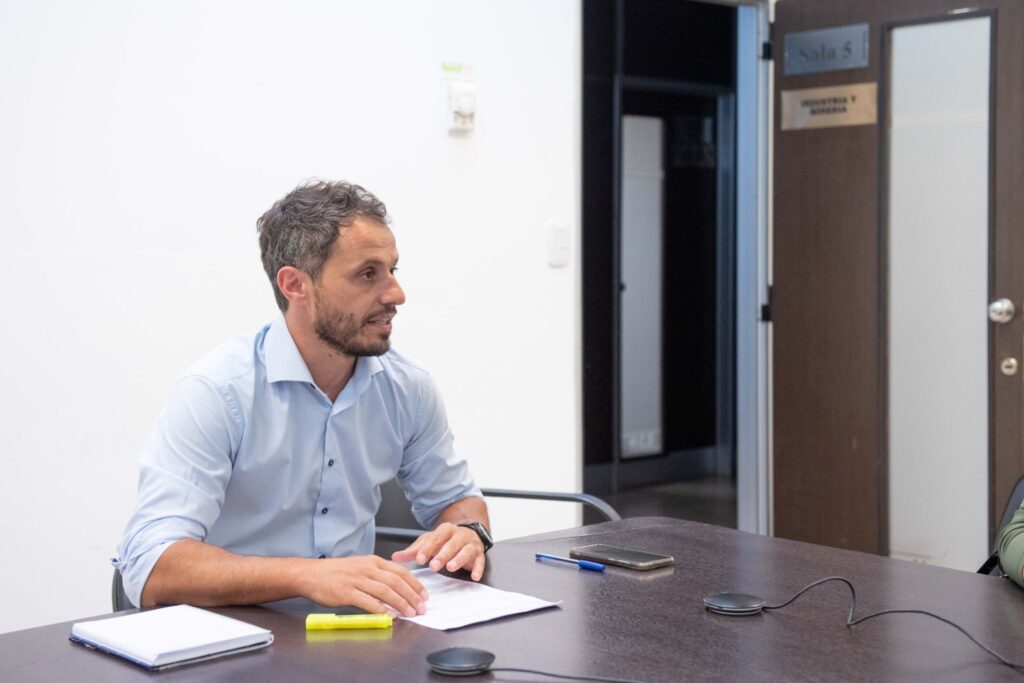 El diputado del PRO, Martín Endere, pidió beneficios impositivos y crediticios para los productores rurales afectados por las inundaciones.