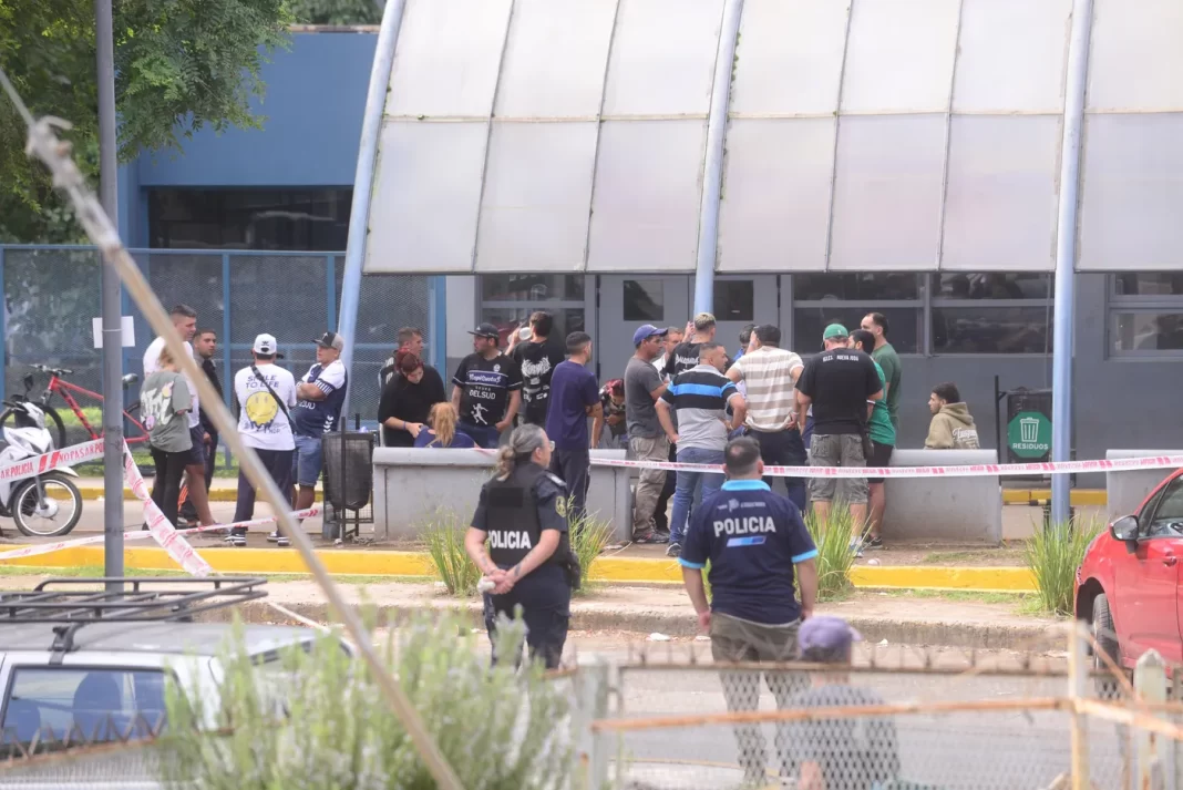 Frangul repudió el violento cruce entre barrabravas de La Plata y le pidió a Kicillof que intervenga para frenar la tensión en la UOCRA local.