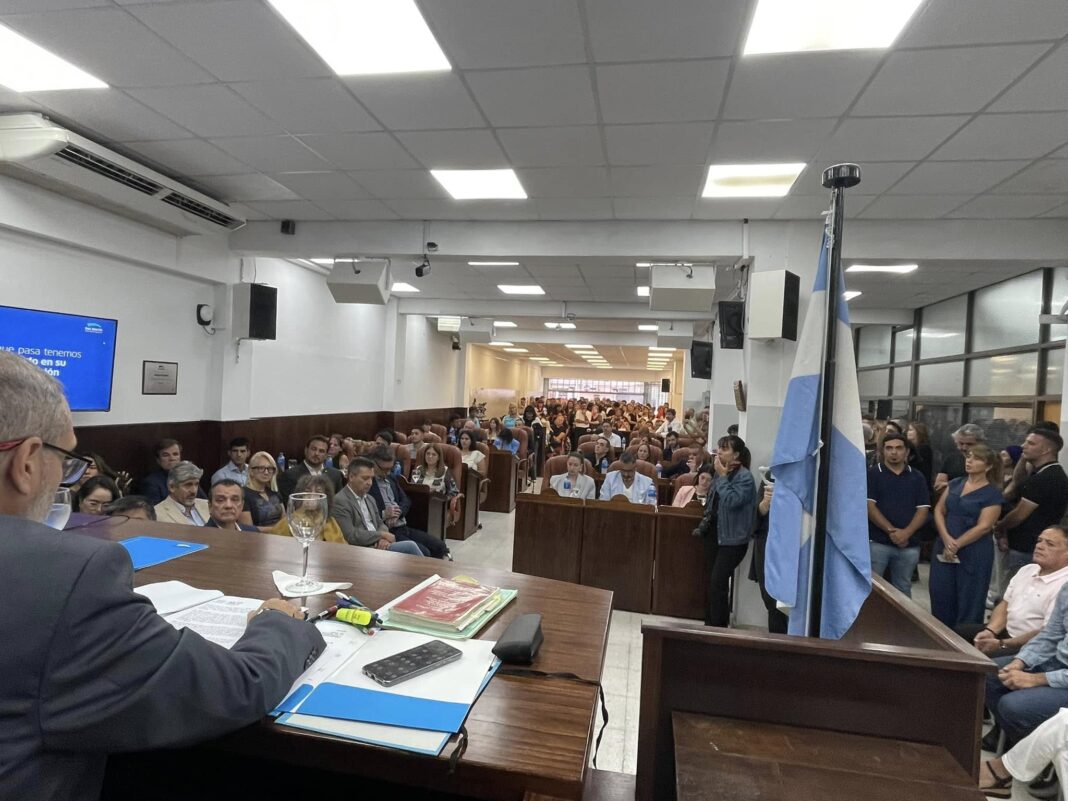 En San Martín, se rompió nuevamente el bloque de La Libertad Avanza y el titular de la bancada, Marcelo Ballester, quedó en la mira.