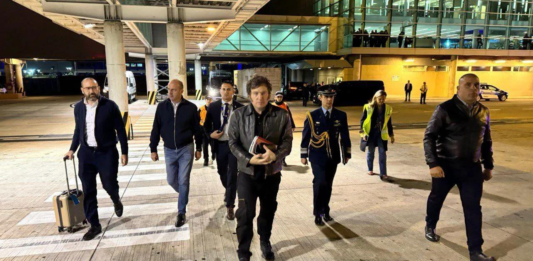 El presidente de la Nación, Javier Milei, será recibido por Donald Trump en Casa Rosada. Se esperan definiciones sobre el acuerdo de libre comercio.