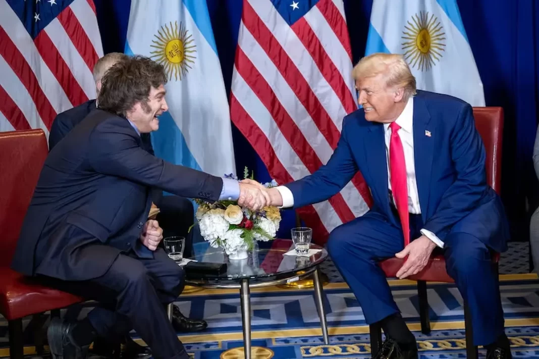 Milei anunció que su Gobierno adaptará la normativa local en respuesta a las propuestas arancelarias de Trump.