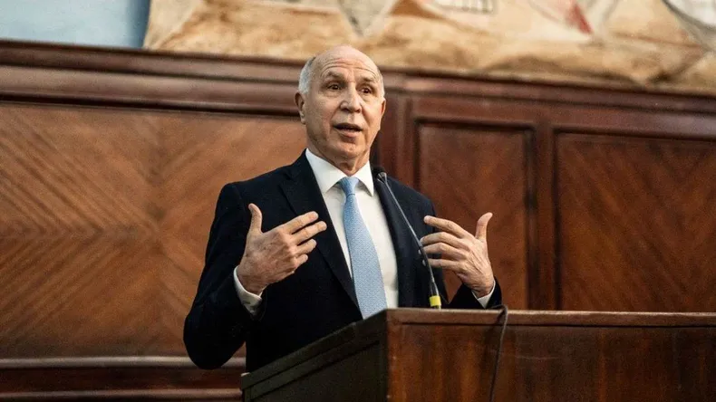 Lorenzetti se refirió al rechazo parlamentario de los pliegos judiciales. “Yo nunca aceptaría ser designado por decreto”.