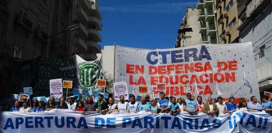 Docentes agrupados en CTERA anunciaron este viernes que se plegarán al paro general que realizará la CGT el próximo 10 de abril. Enterate todos los detalles.