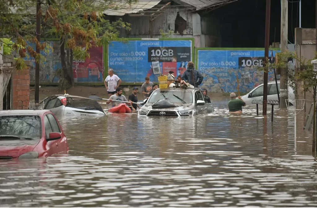La intensa tormenta descargó más de 400 milímetros de lluvia en tan solo seis horas.