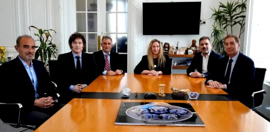 Los armadores territoriales, Sebastián Pareja y Cristián Ritondo, reflotaron la posibilidad de que el PRO y La Libertad Avanza compitan unidos en la provincia de Buenos Aires.
