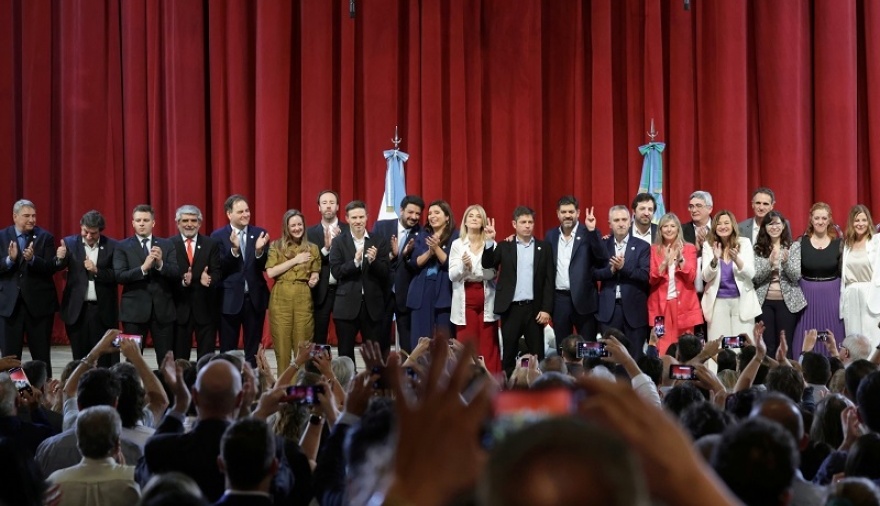 Kicillof durante la jura de sus ministros el pasado diciembre. Cuatro de ellos son de La Cámpora.