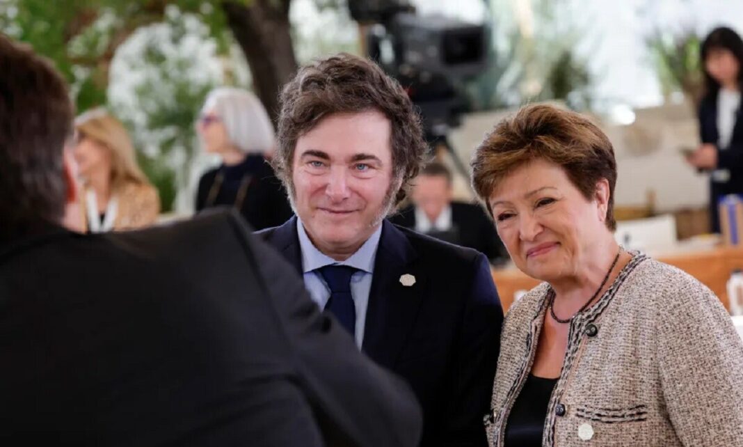 El FMI confirmó el nuevo acuerdo con Argentina por un total de USD 20.000 millones, en un programa que será de 48 meses.
