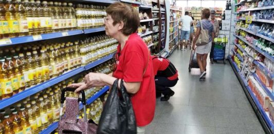 Empujado por los aumentos de precios en Educación y Alimentos, la inflación se aceleró en marzo y acumula del 8,6% en el primer trimestre de 2025.